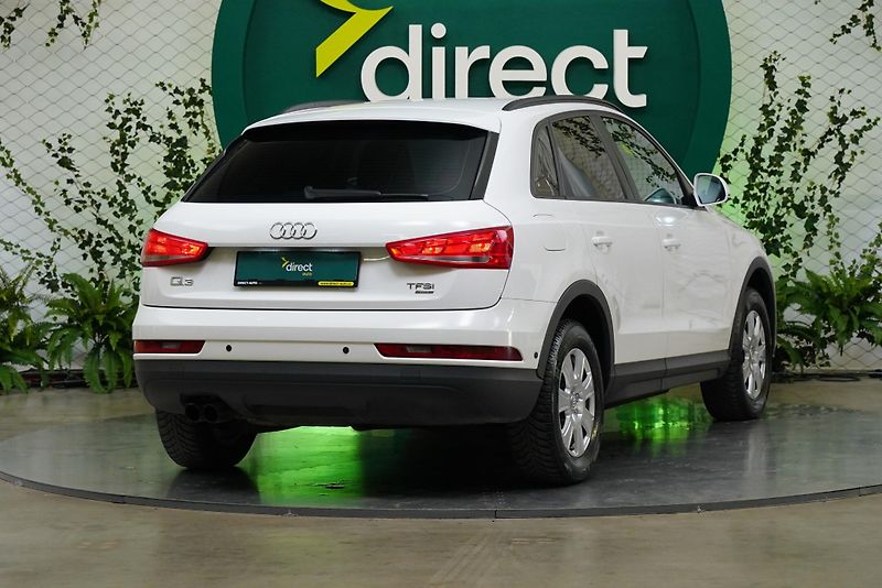 Audi Q3 - fotka 2 z 21