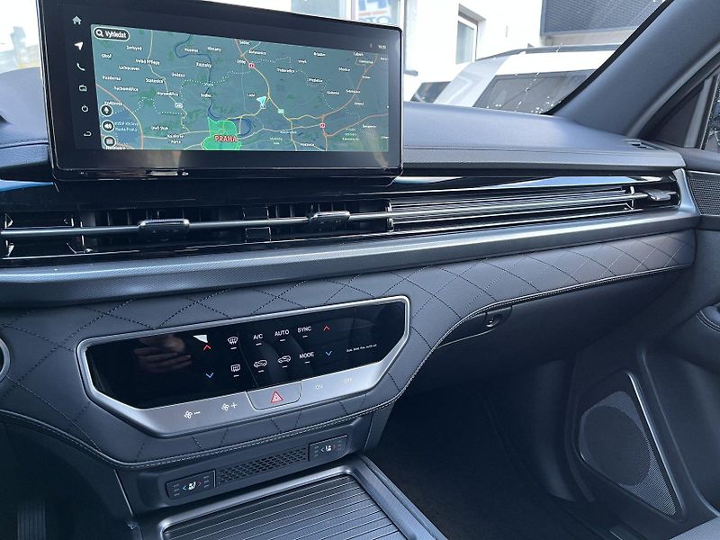 KGM Rexton (2026) 2.2 e-XDI Premium, BP, 4x4 - fotka 12 z 13