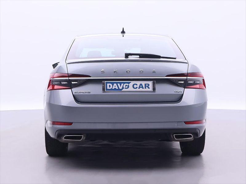 Škoda Superb 2,0 TSI 200kW L&K 4x4 DSG CZ - fotka 6 z 44