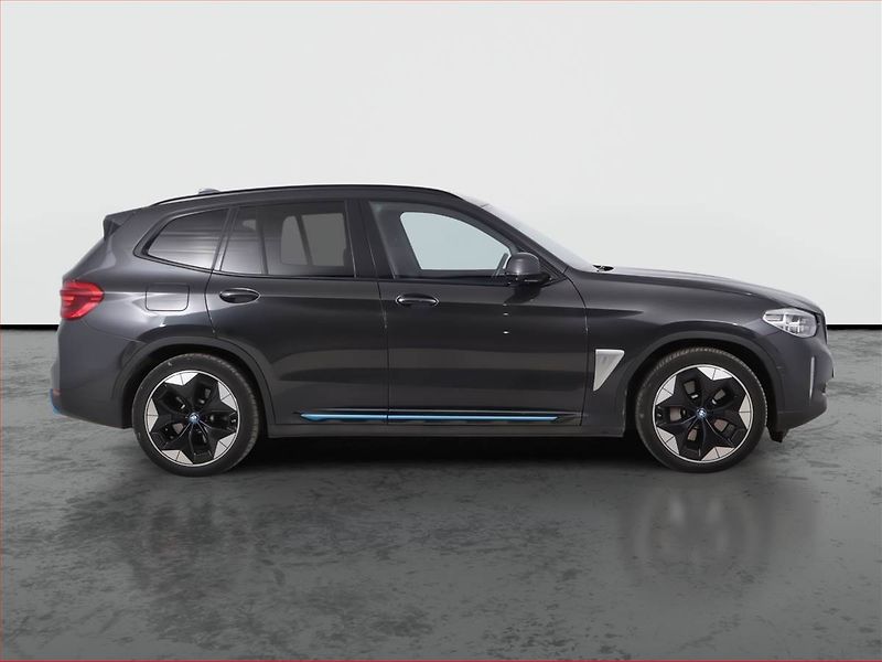 BMW iX3 (2021) Impressive 80 kWh, SoH 100% - fotka 6 z 21