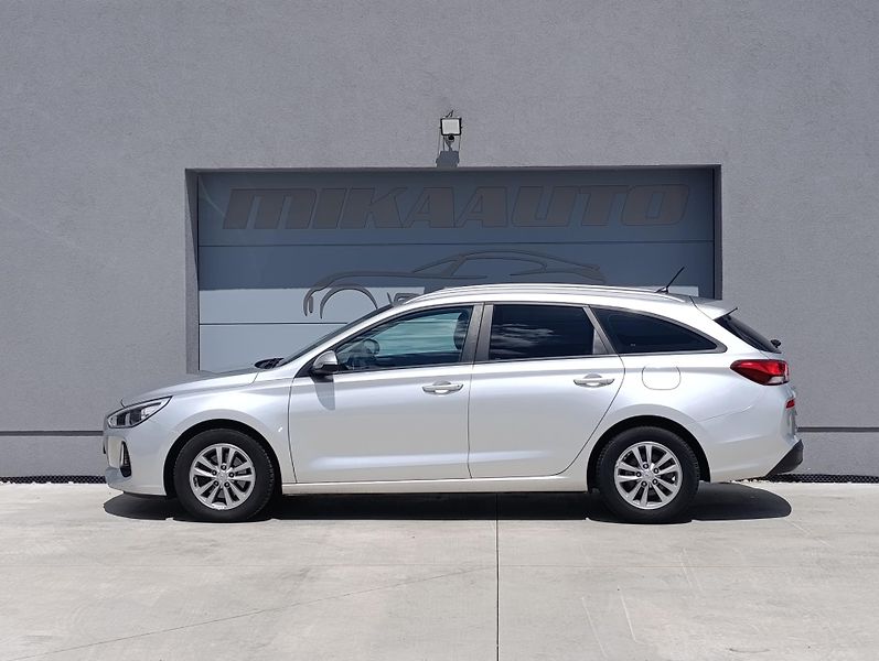 Hyundai i30 1.6CRDI 81kW ČR 1.MAJ DPH - fotka 8 z 32