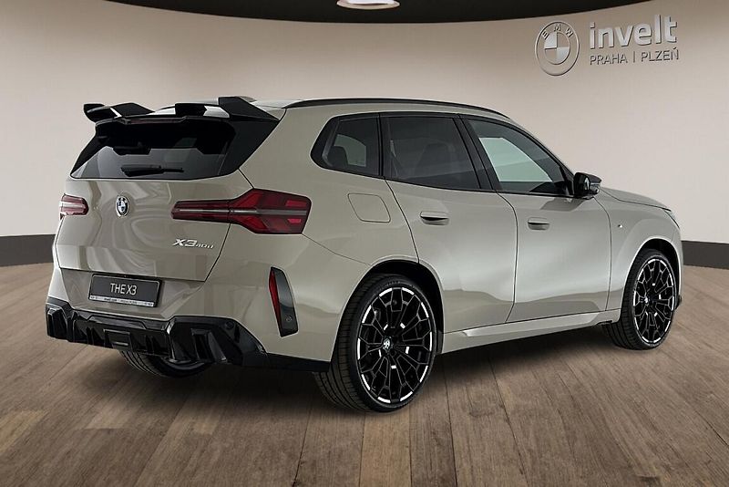 BMW X3 xDrive40d - fotka 3 z 25