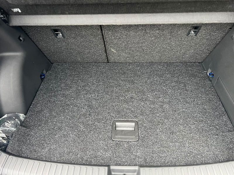 Škoda Fabia Selection 1,0 TSI 85KW - fotka 26 z 27