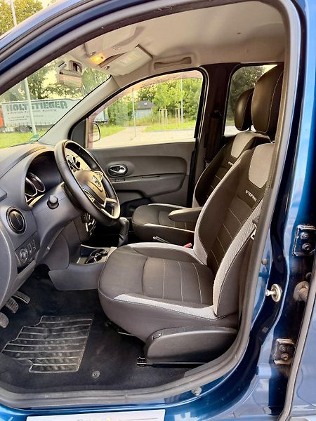 Dacia Lodgy (2018) 1.6 SCe 7 míst - fotka 12 z 19