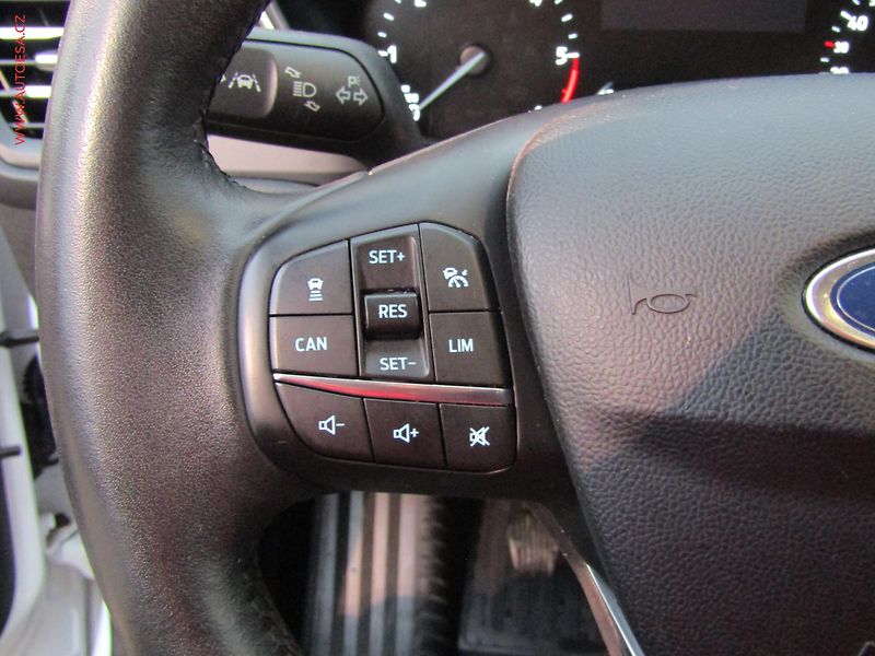 Ford Focus (2020) 1.5TDCI, 1.maj, AC, LED - fotka 16 z 18