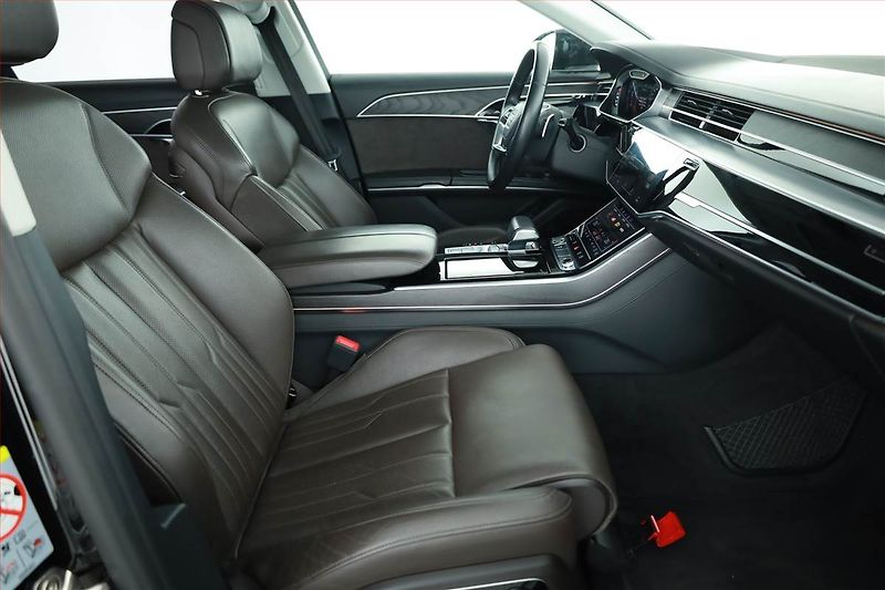 Audi A8 (2019) 55 TFSI - fotka 9 z 21