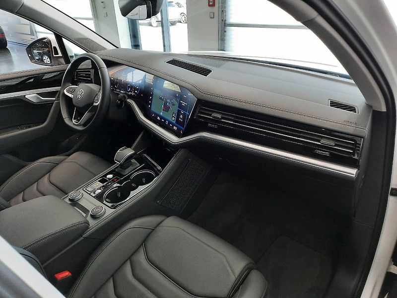 Volkswagen Touareg (2025) 3.0 TDI 4Motion (170kW/231k) T - fotka 10 z 31