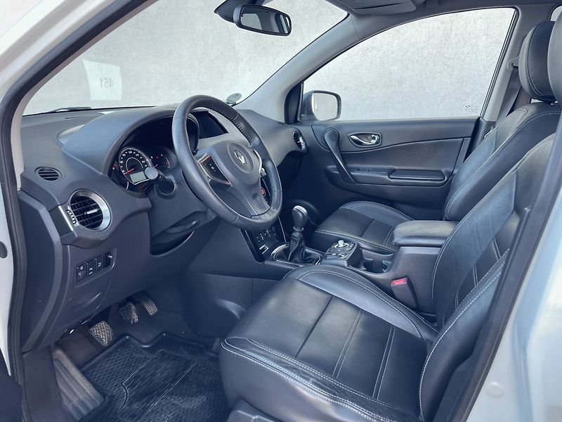 Renault Koleos (2011) BOSE 2,0dCi 175k 4x4 - fotka 19 z 27