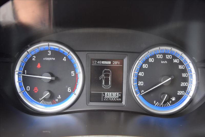 Suzuki SX4 S-Cross 1,6 D 88KW NOVÁ STK TAŽNÉ 4X4 - fotka 30 z 49