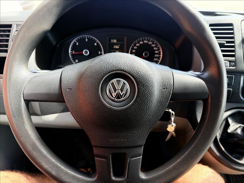 Volkswagen Transporter 2,0 TDi  6 Míst - fotka 11 z 24