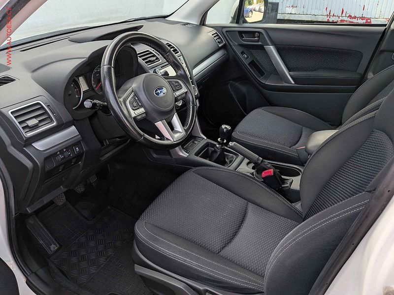 Subaru Forester (2017) 2.0i 4x4, 1.maj,ČR, AC, TZ - fotka 9 z 17