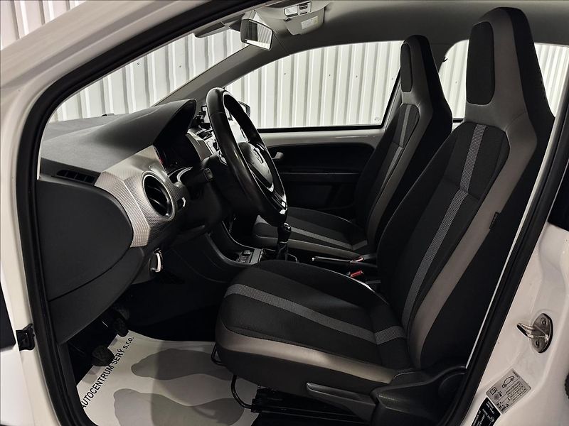 Volkswagen up! 1.0CNG HIGHLINE 2XALU 52KM! - fotka 25 z 37