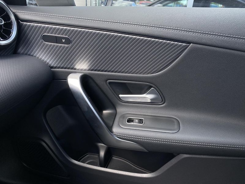 Mercedes-Benz CLA 200 Progressive kupé - fotka 19 z 26