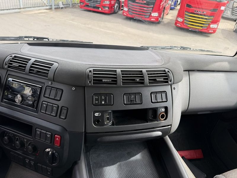 DAF CF310 EURO 6 - fotka 14 z 19