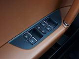 Volkswagen Touareg (2013) 4.2 V8 TDi, 4X4, Automat - náhled 21
