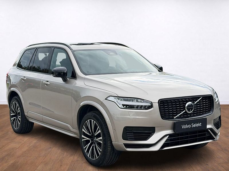 Volvo XC90 PlusDark T8,AWD,Plug-in hybrid - fotka 7 z 26