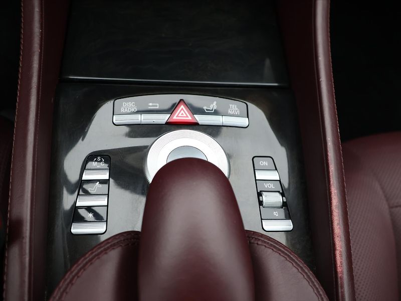 Mercedes-Benz CL 5,5 500 285kW 4Matic - fotka 20 z 28