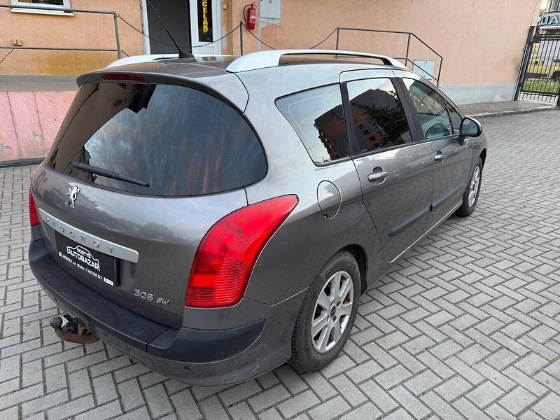 Peugeot 308 (2009) 1.6 HDI Kombi - fotka 4 z 10