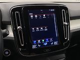 Volvo XC40 D3 AWD MOMENTUM AUT  - náhled 38