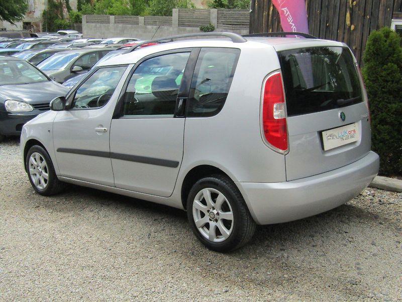 Škoda Roomster (2007) 1.6 16V 77kW - fotka 5 z 36