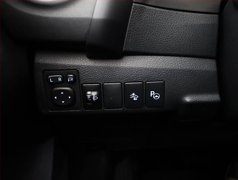 Toyota Auris (2018) Hybrid, Automat, Navi - fotka 19 z 21