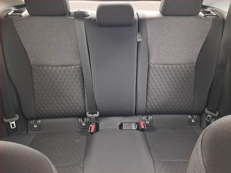 Toyota Yaris (2021) 1.5 VVT-i Hybrid, Automat - fotka 10 z 18