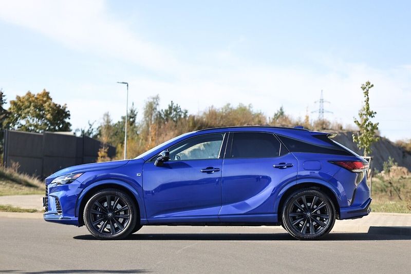 Lexus RX 500h 500H 2,4 HEV F SPORT PLUS - fotka 30 z 30
