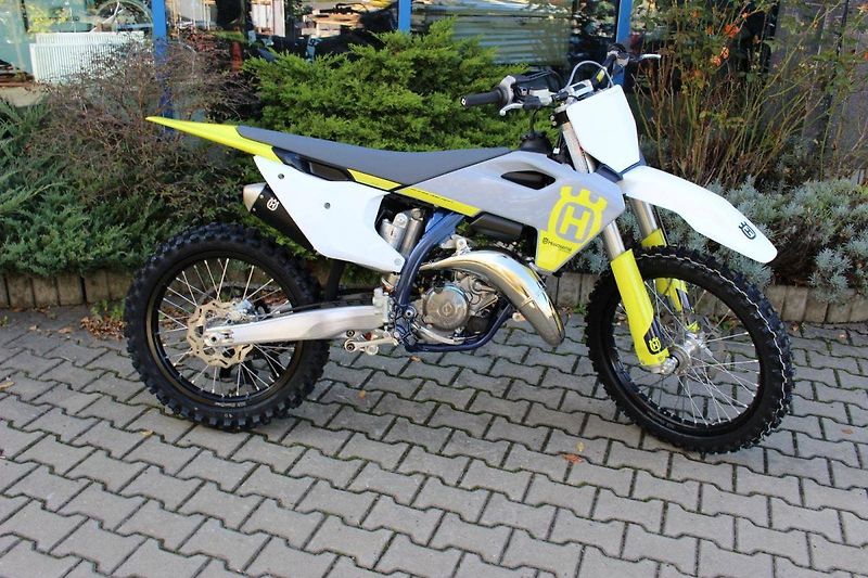 Husqvarna (2023) TC 125    2023  2T SKLADEM  SL - fotka 2 z 7