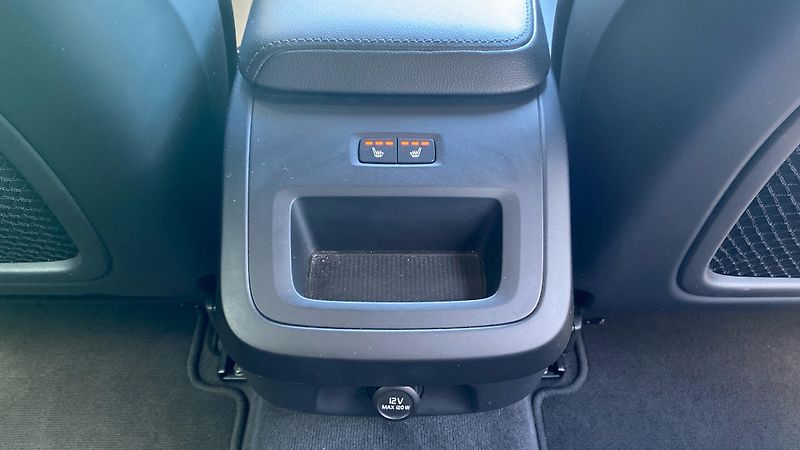 Volvo V60 Cross Country, D4 AWD Drive-E, - fotka 24 z 31
