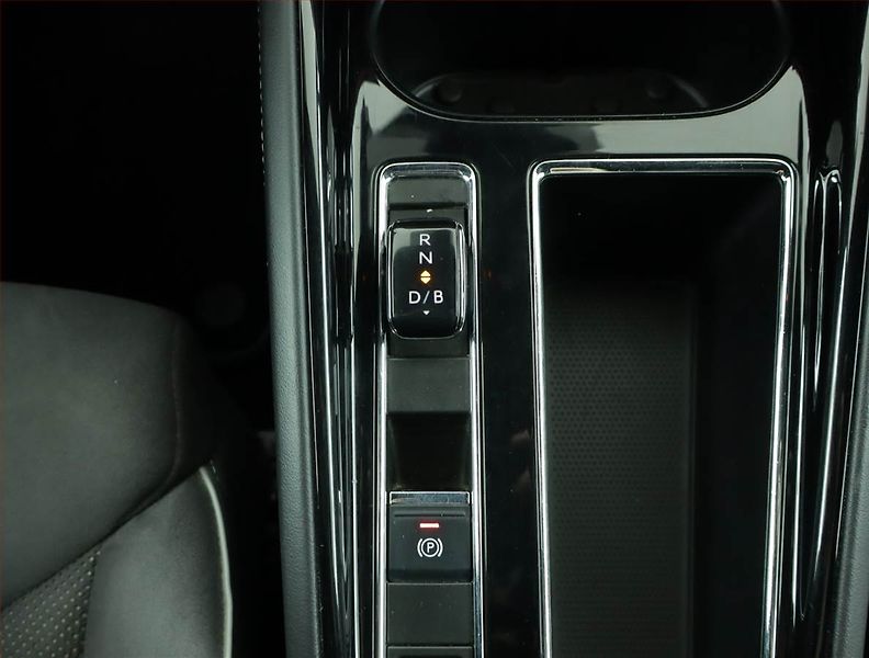 Škoda Enyaq (2023) iV 80x (82 kWh), SoH 91% - fotka 13 z 18