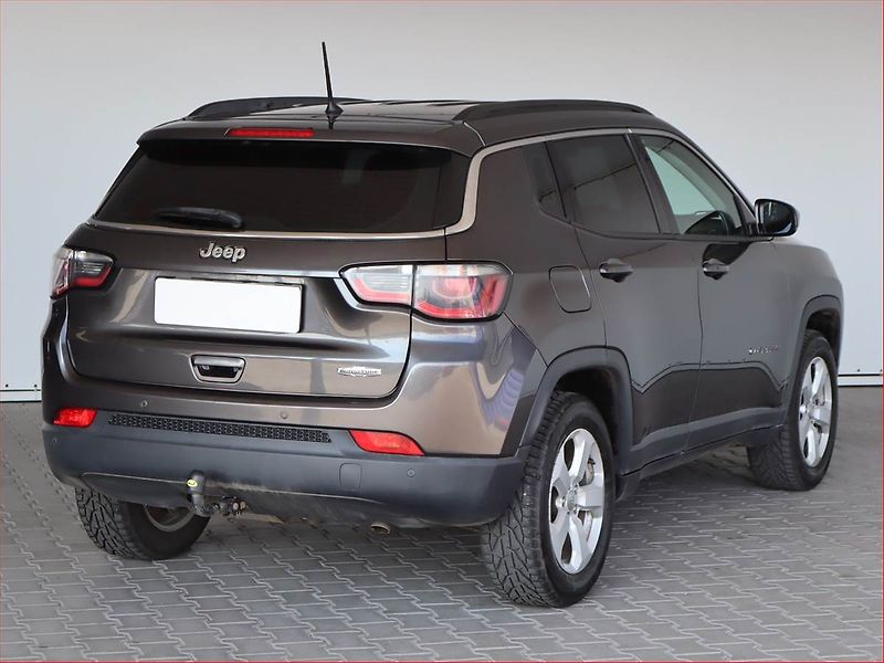 Jeep Compass (2019) 1.6 MultiJet, Tempomat - fotka 5 z 21
