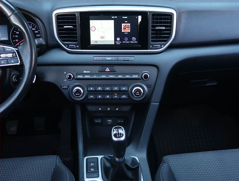 Kia Sportage (2019) 1.6 GDI, ČR,1.maj, Serv.kniha - fotka 12 z 15