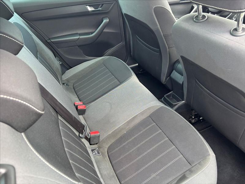 Škoda Fabia 1,0 TSI  Style 5kvalt ČR - fotka 24 z 26
