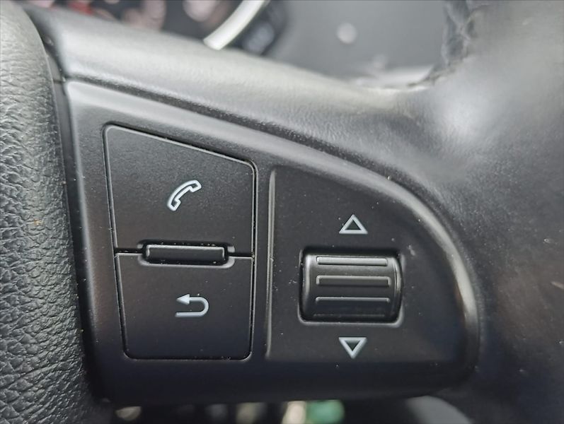 Škoda Yeti 1,6 TDi Navi Klima Tempomat - fotka 28 z 34