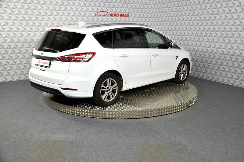 Ford S-MAX (2020) 2.0TDCi 110kw Titanium - fotka 5 z 24