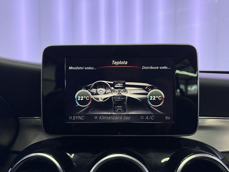 Mercedes-Benz Třídy C 4MATIC AVANTGARDE, LED, TEMPOM - fotka 17 z 25