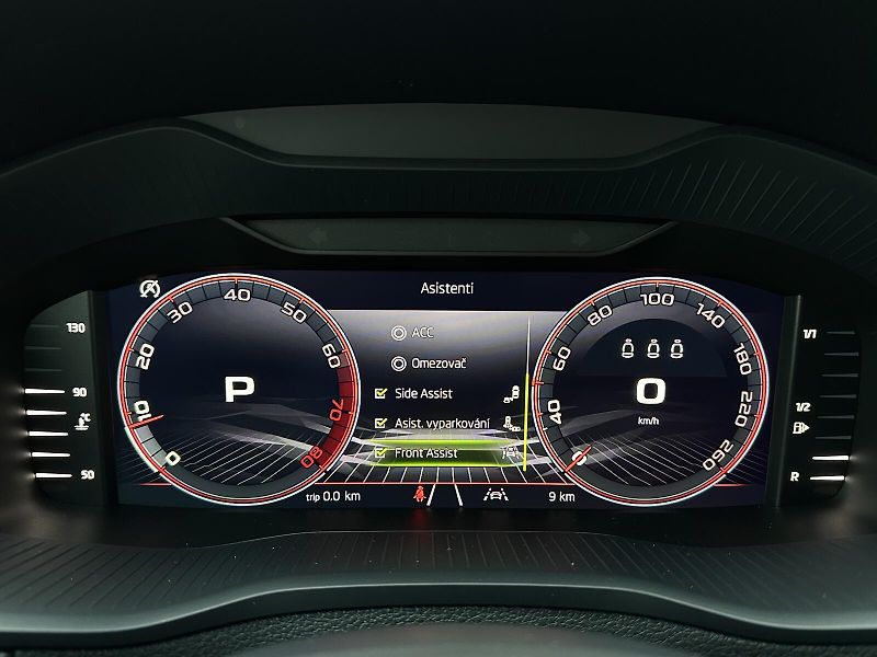 Škoda Karoq 1.5TSi DSG 150PS Sportline Mat - fotka 23 z 48