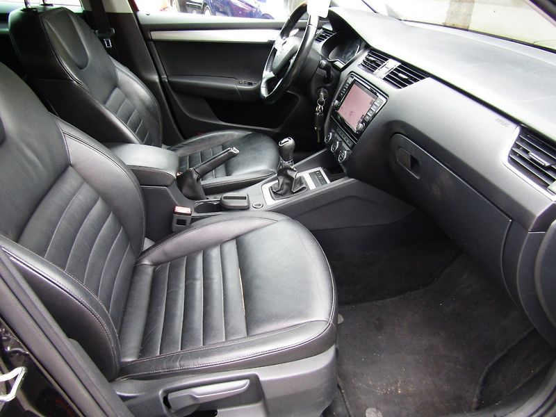 Škoda Octavia (2014) 1.6 TDI  77kW - fotka 28 z 42