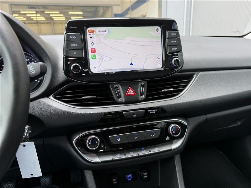 Hyundai i30 1,0 T-GDI  WG Comfort Climate - fotka 16 z 26