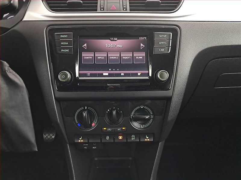 Škoda Rapid (2018) Ambition 1.0 TSI, Serv.kniha - fotka 12 z 17