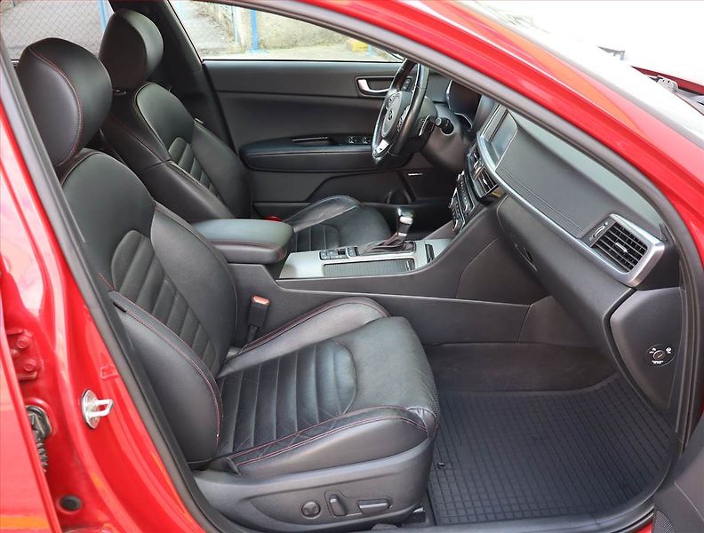 Kia Optima (2018) 1.7 CRDI, Automat, Serv.kniha - fotka 9 z 19