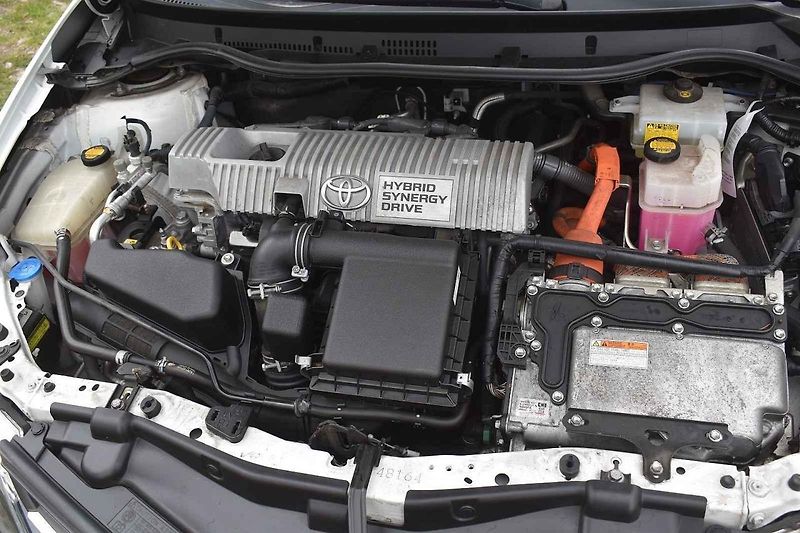 Toyota Auris hybrid je dlouhověká ojetina s nízkou spotřebou
