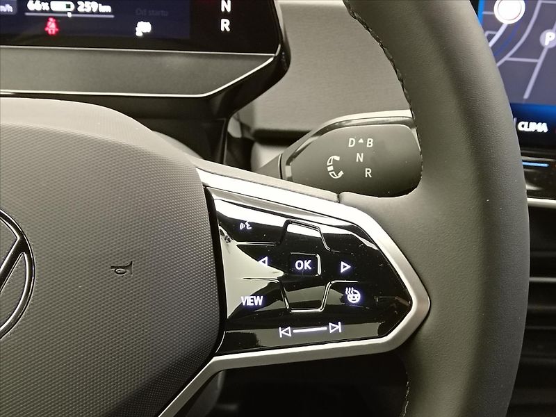 Volkswagen ID.3 (2025) Pro People 150 kW, 59 kWh - fotka 15 z 16