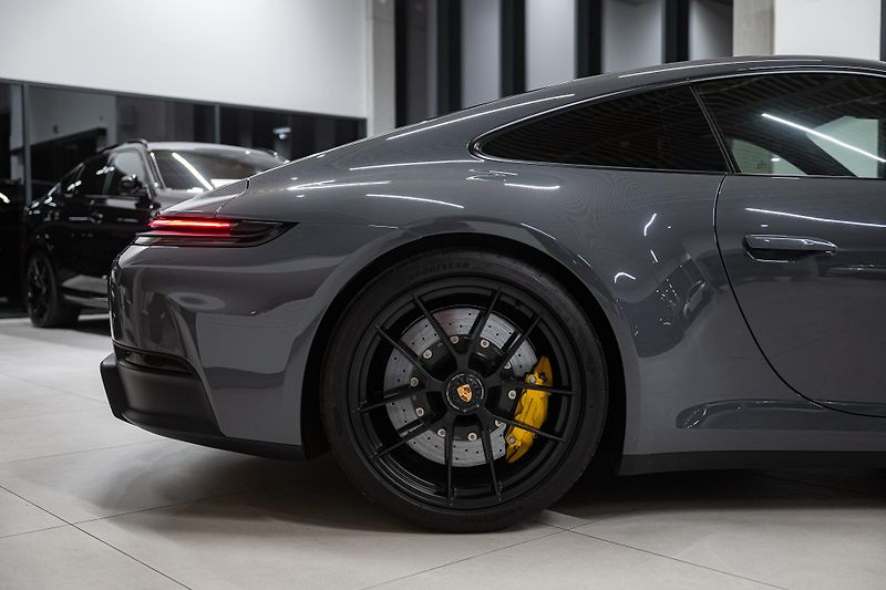 Porsche 911 (2025) Carrera GTS 398KW TOP VÝBAVA  - fotka 7 z 49