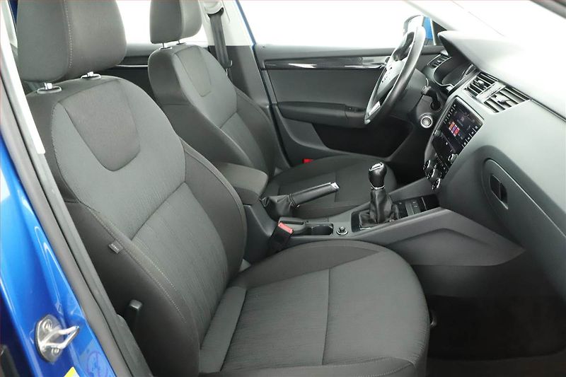 Škoda Octavia (2018) 1.6 TDI, Serv.kniha, Tempomat - fotka 7 z 13