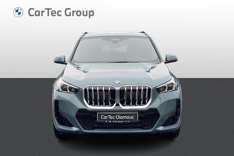BMW X1 xDrive20d - fotka 2 z 9
