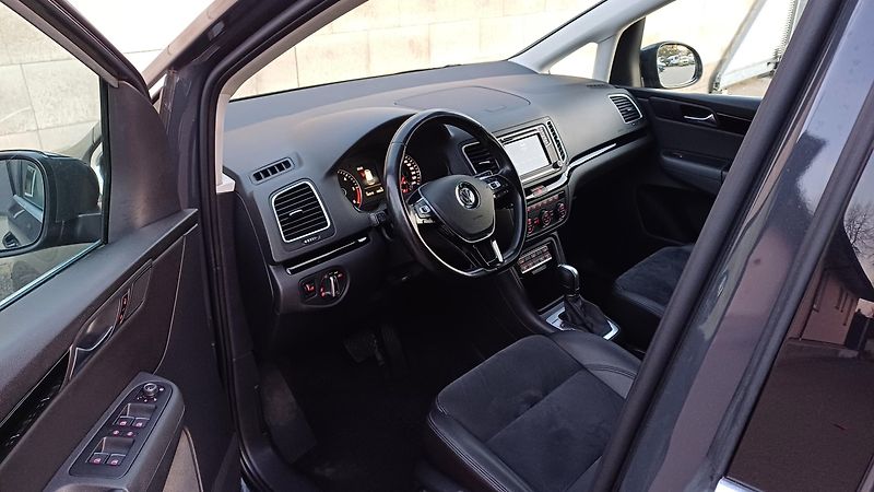 Volkswagen Sharan (2019) TDI 130kW 4Motion 7.míst-DPH - fotka 9 z 50