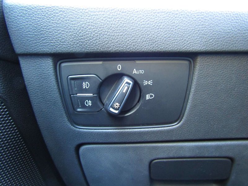 Volkswagen Passat (2022) 2.0 TDI DSG 147kW  MATRIX - fotka 33 z 41