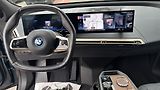 BMW iX xDrive50 B&W - náhled 6