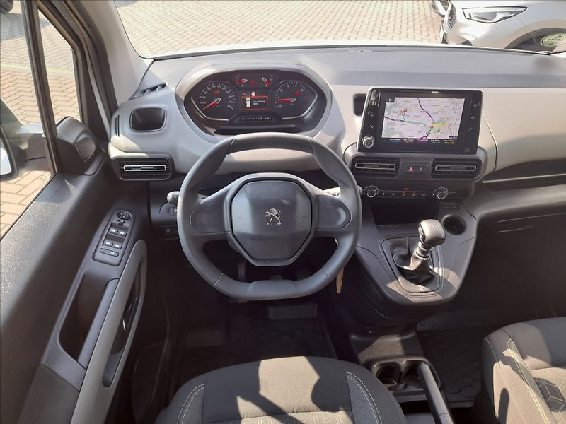 Peugeot Rifter 1,5 BlueHDi Active - fotka 12 z 20